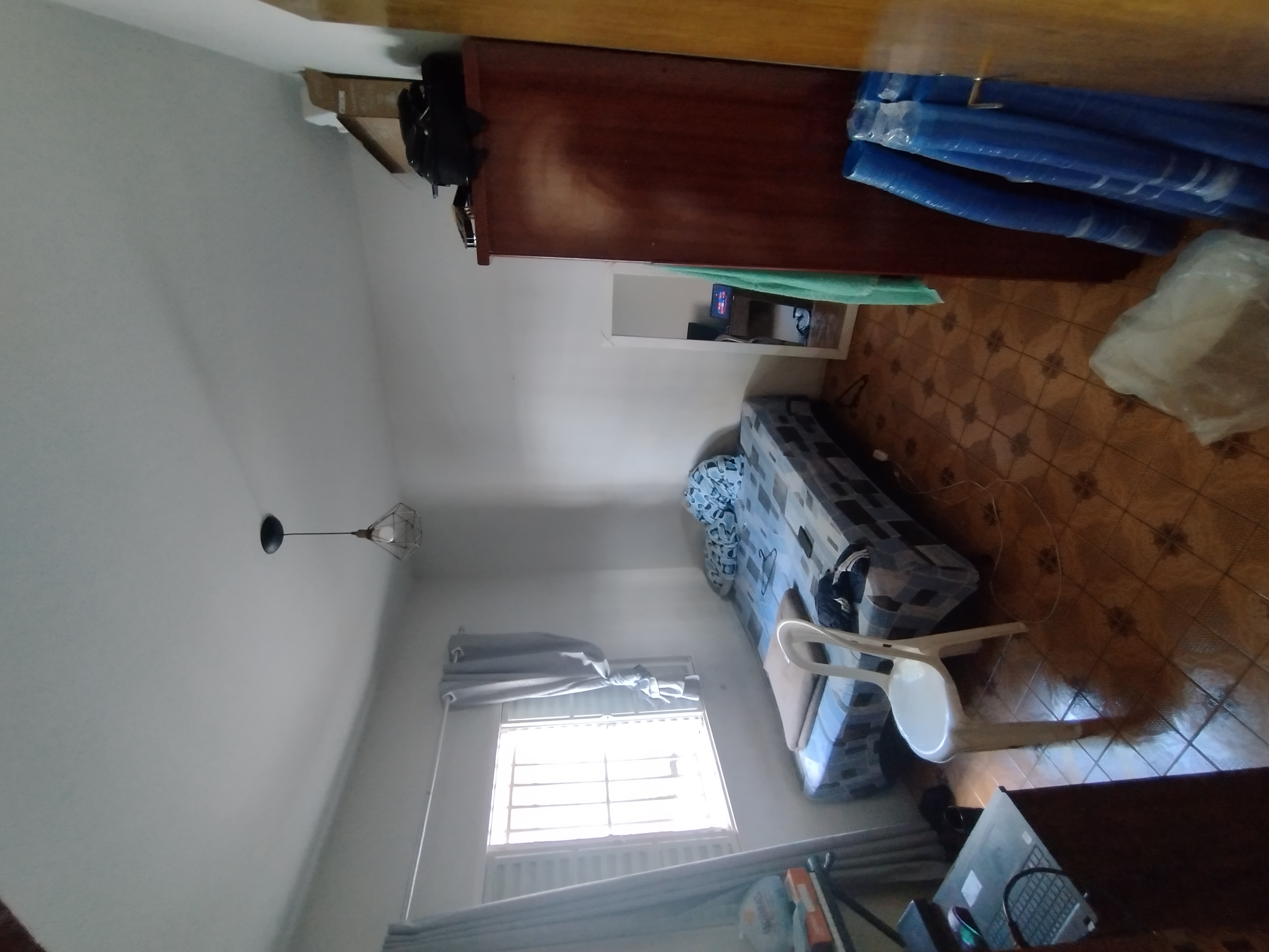 Casa 3 Dormitórios - Bairro Novo Mundo