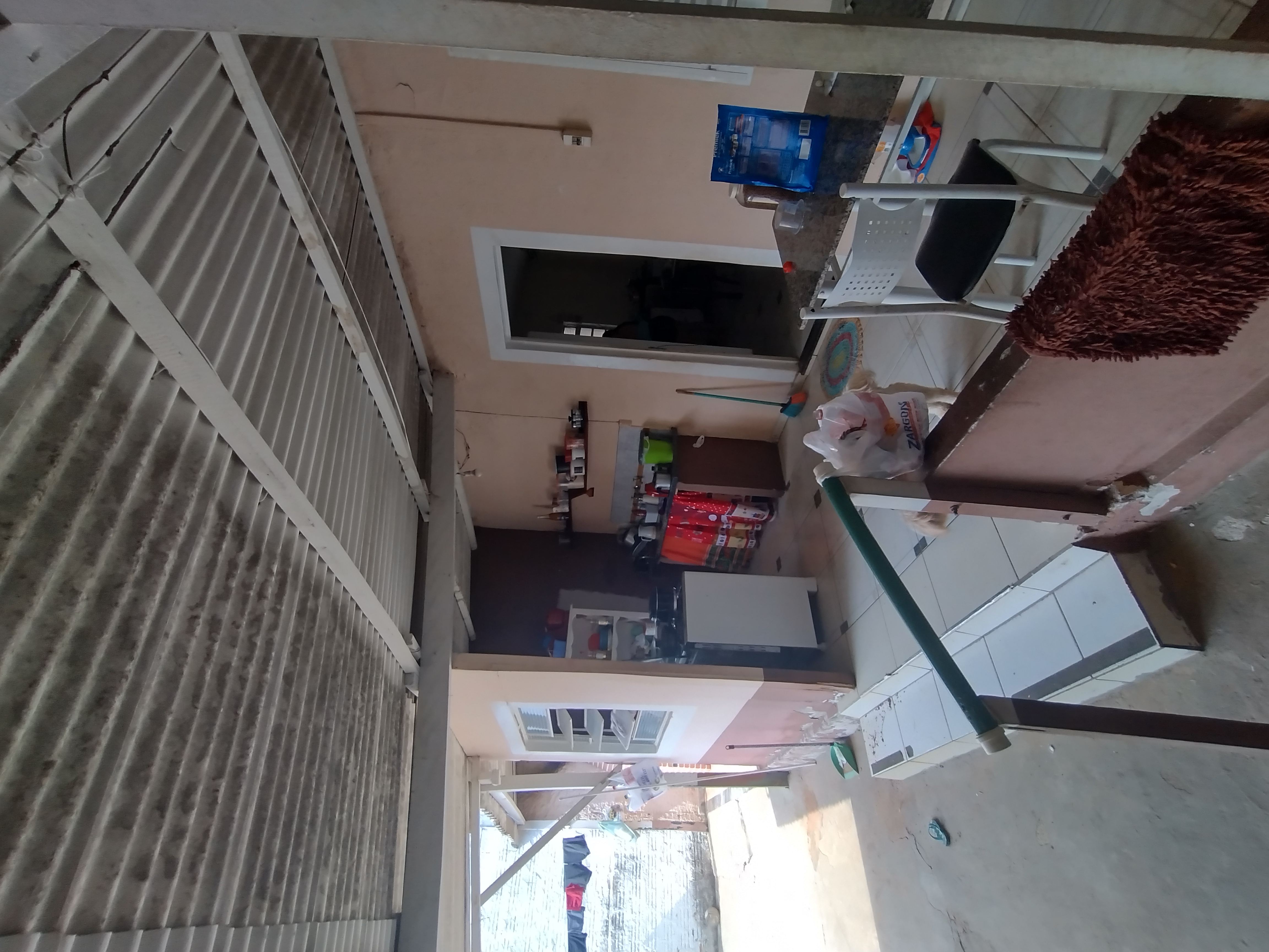 Casa 3 Dormitórios - Bairro Novo Mundo