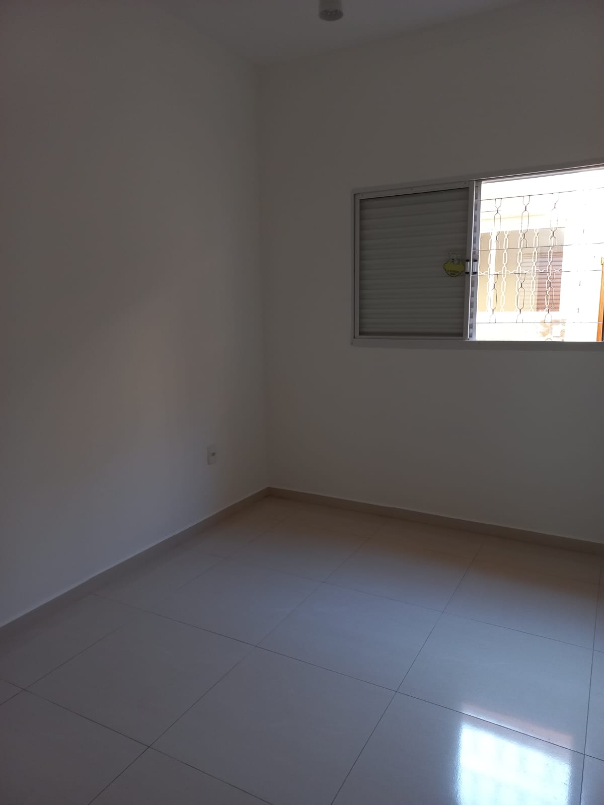 Casa 3 Dormitórios - Bairro Pompeu